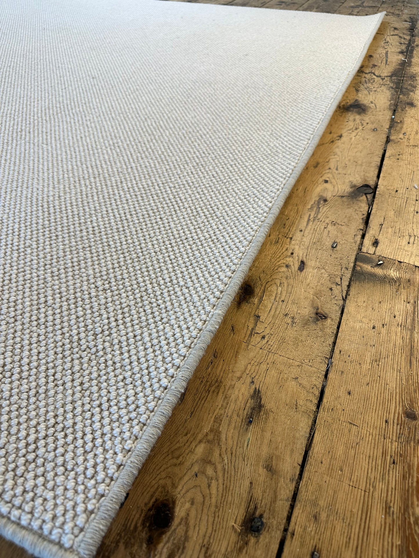 Maple spring 100% wool rug 198cm x 268cm