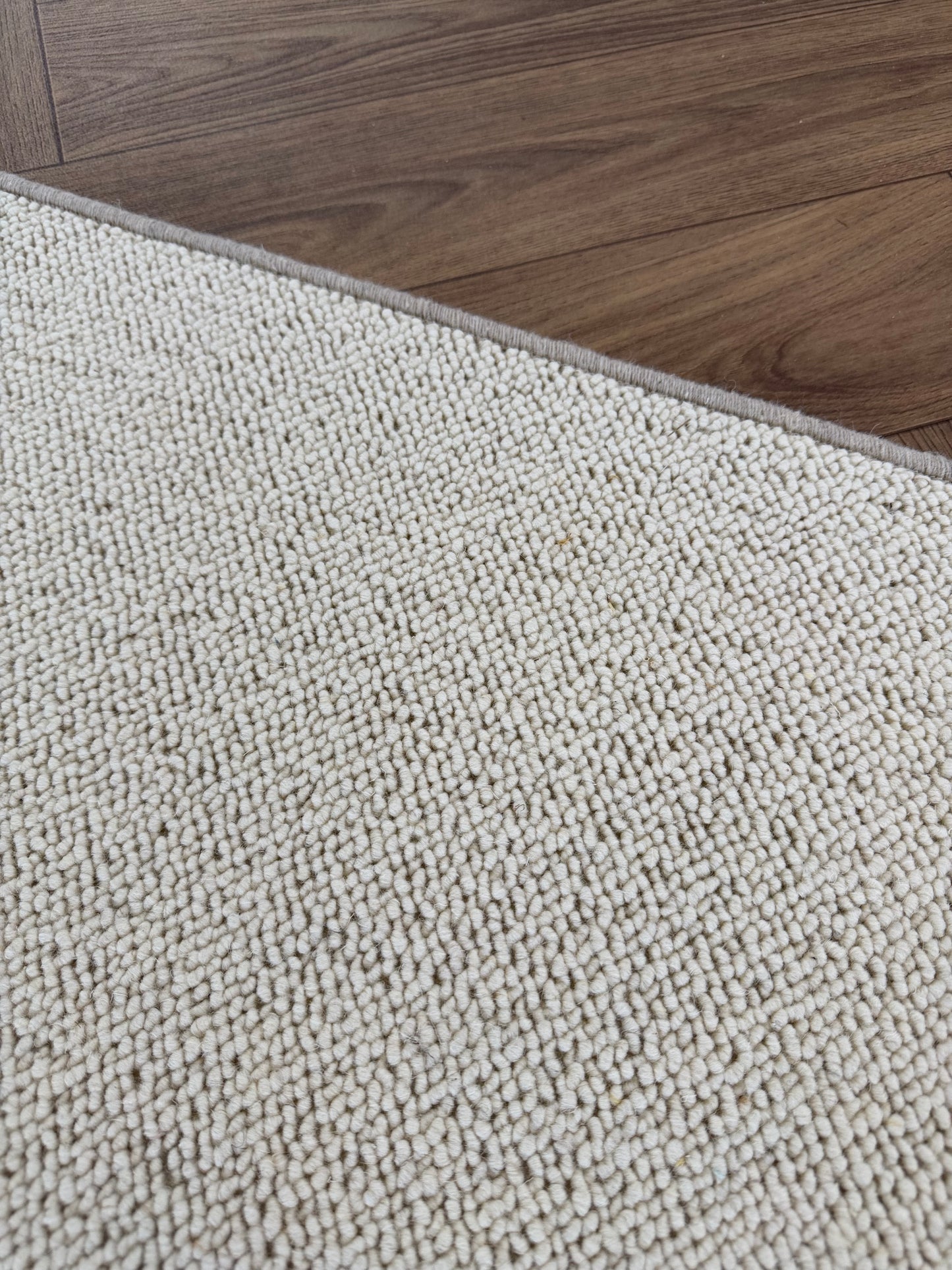 Blanc ivorie 100% wool rug 284cm x 338cm