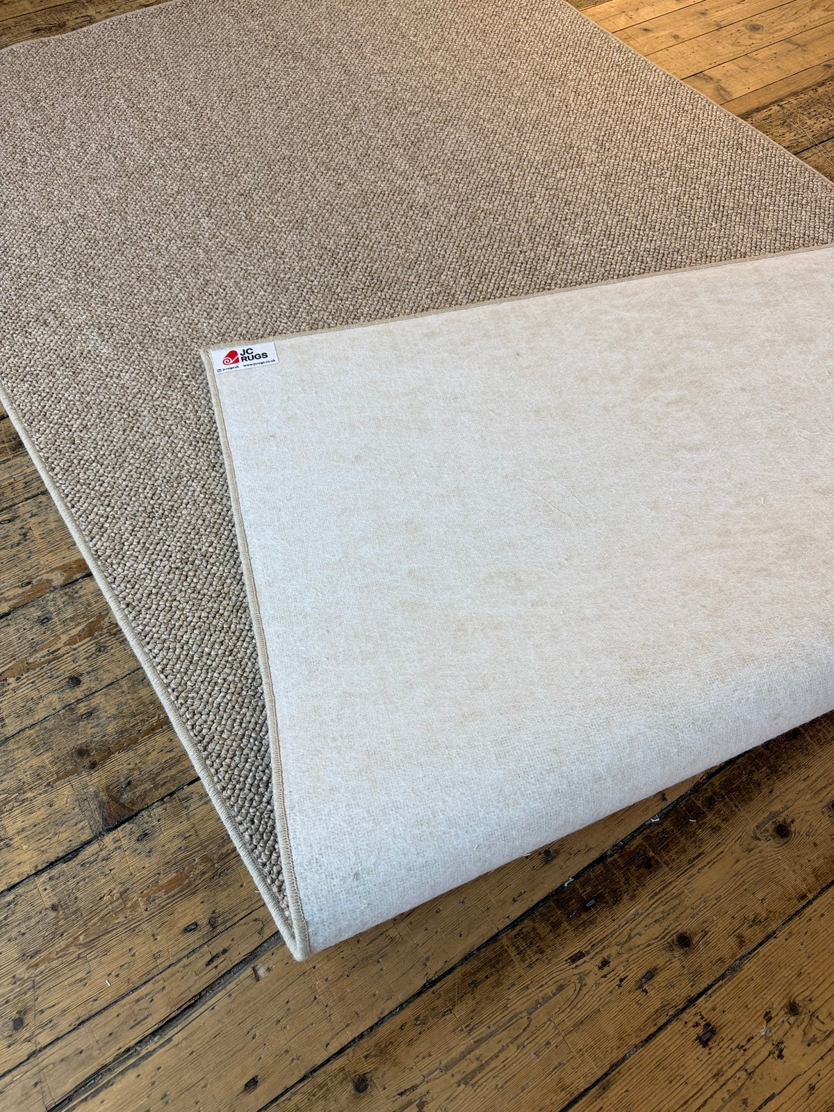 Heirloom 100% polypropylene rug 154cm x 292cm