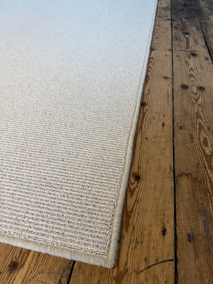 Aran 100% wool rug 200cm x 278cm
