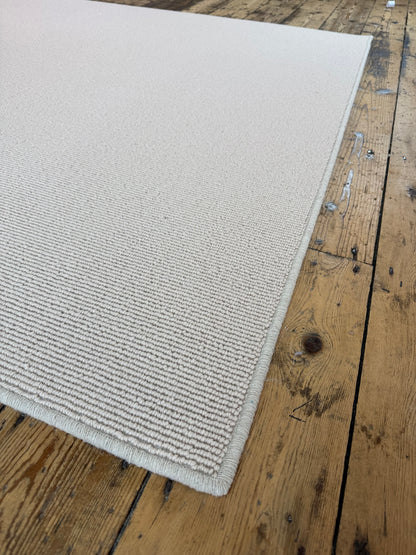Champagne 100% wool rug 174cm x 255cm