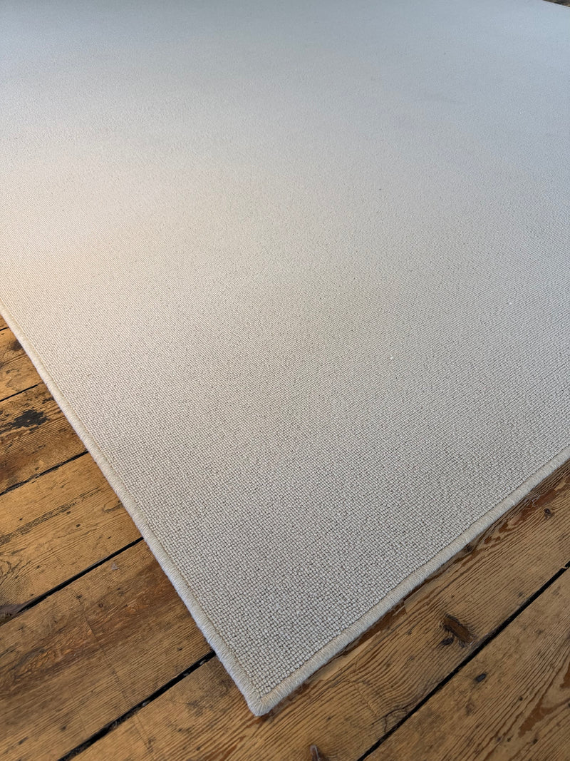 Driftwood 100% wool rug 268cm x 377cm