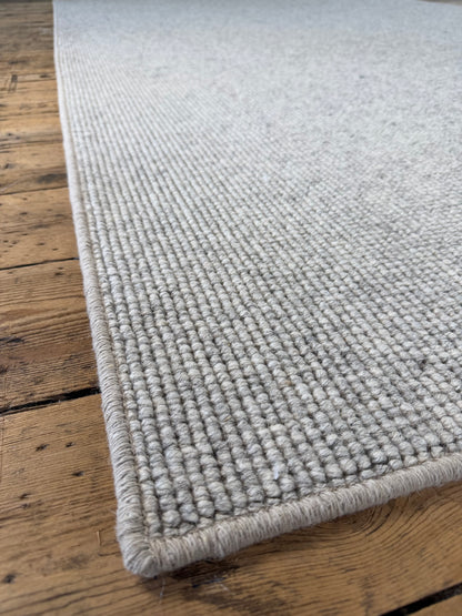 Lunar 100% wool rug 190cm x 313cm