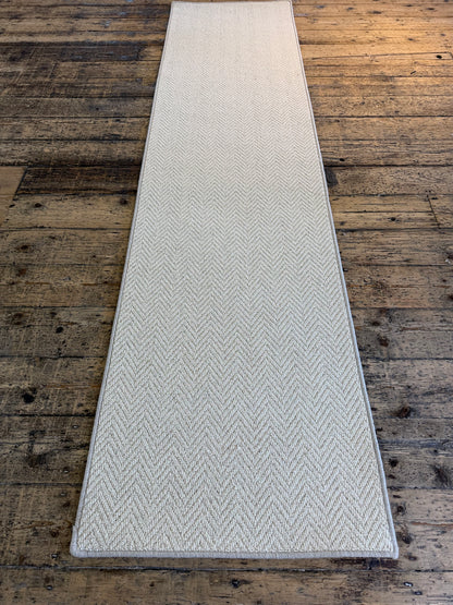 Blanc ivoire herringbone 100% wool hallway runner 70cm x 280cm