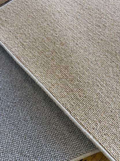 Wheaten 100% wool rug 280cm x 298cm