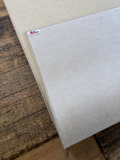 Cream herringbone 100% wool rug 200cm x 300cm