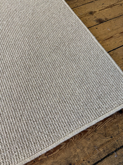 Hessian 100% wool rug 290cm x 400cm