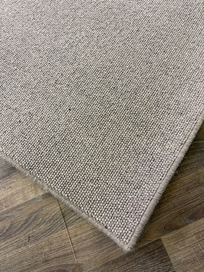 Dapper 100% wool rug 260cm x 360cm