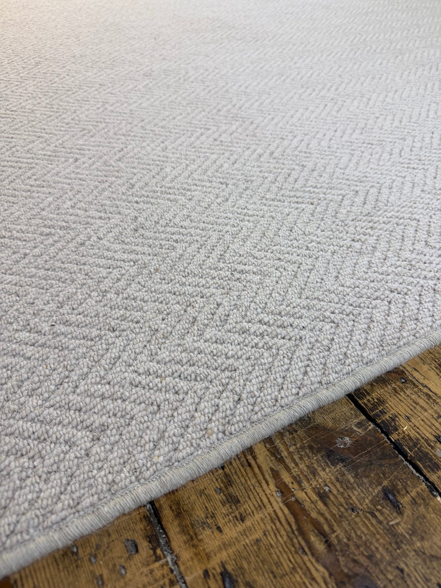 Oxford tone herringbone 100% wool rug 242cm x 300cm
