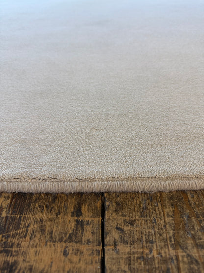 Linen 100% polypropylene rug 210cm x 243cm