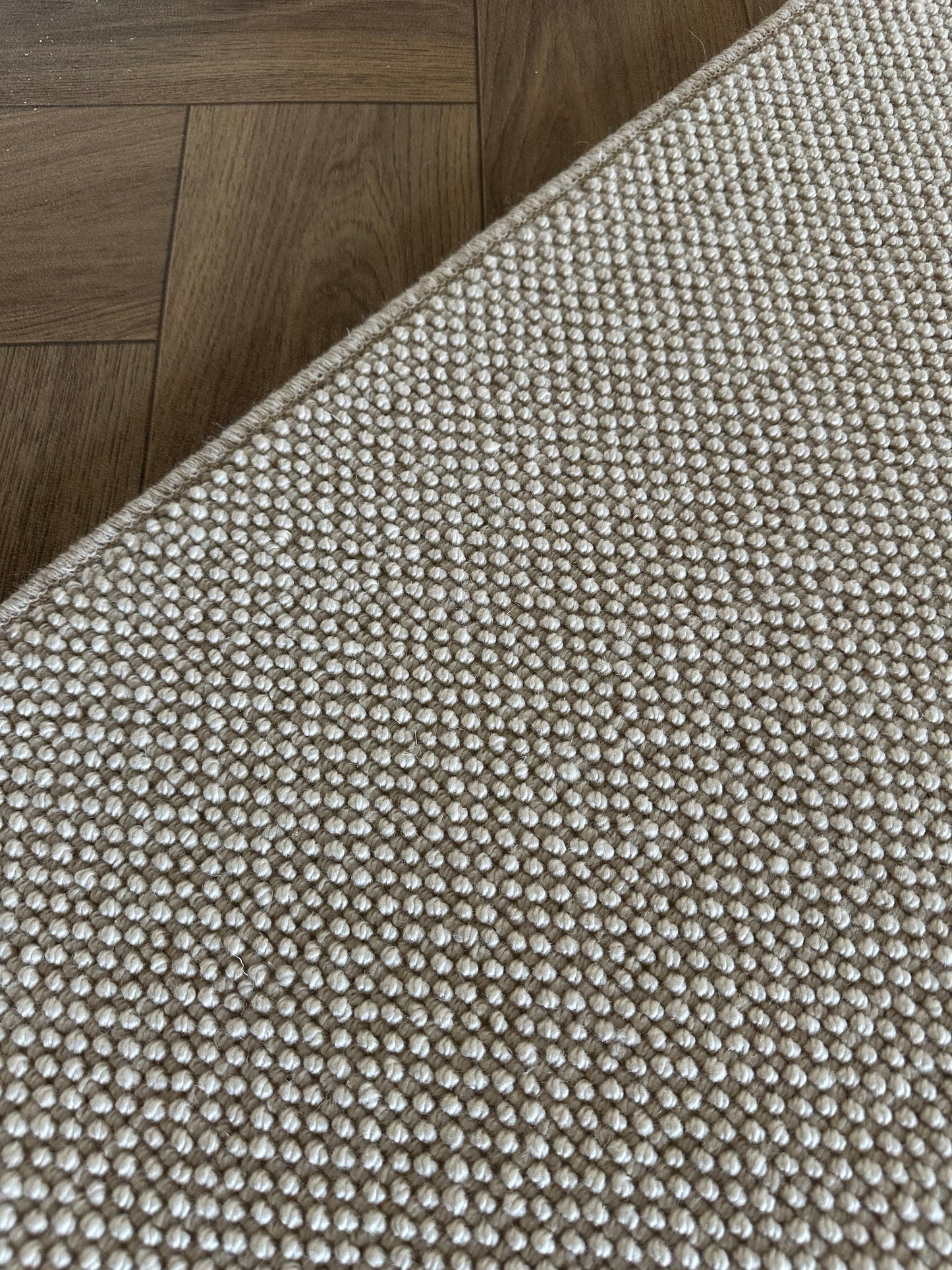 Maple Spring 100% wool rug 140cm x 230cm