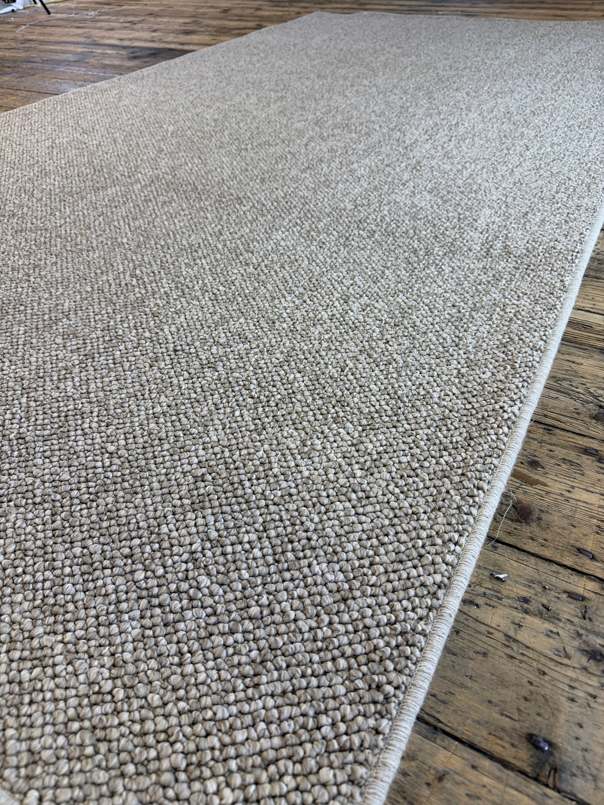 Heirloom 100% polypropylene rug 154cm x 292cm