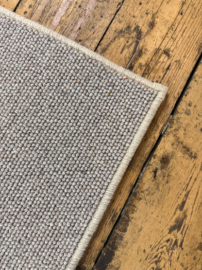 Dapple 100% wool rug 206cm x 305cm