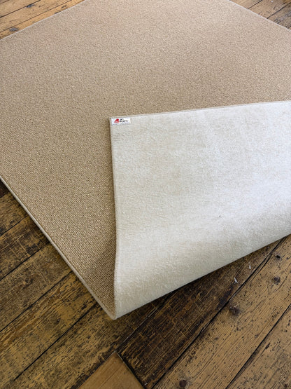 Wheaten 100% wool rug 200cm x 290cm