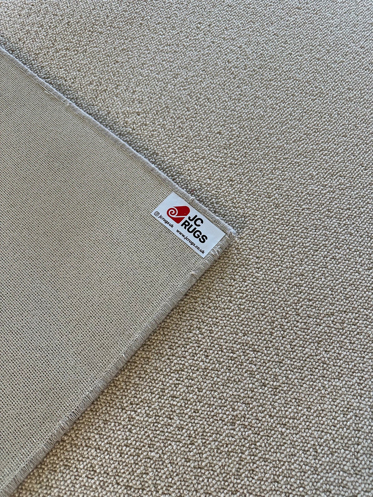 White Cream 100% wool rug 235cm x 325cm