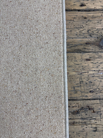 Biscuit 100% wool rug 290cm x 390cm