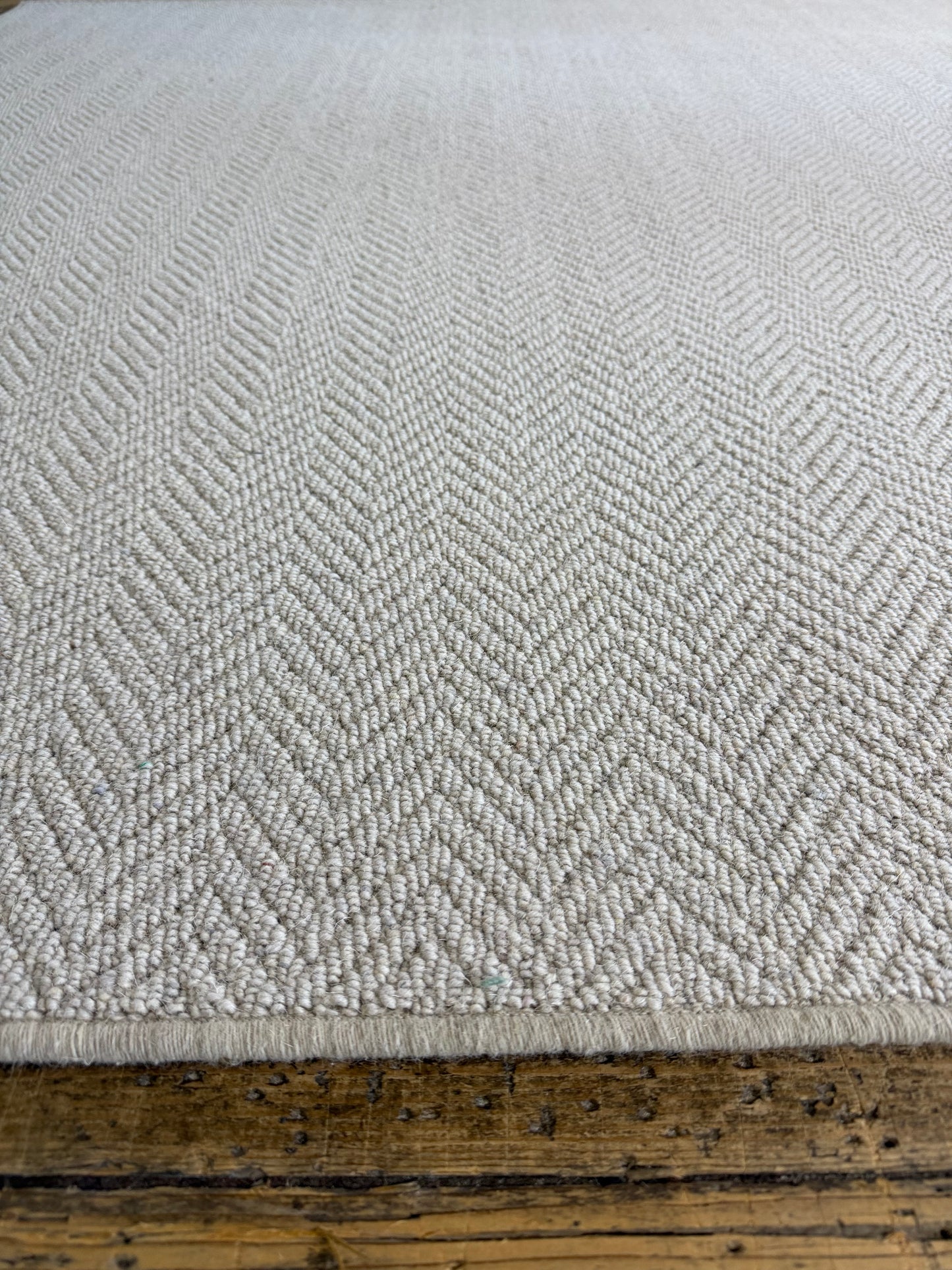 Aran herringbone 100% wool rug 180cm x 200cm