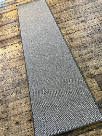 Pewter 100% wool runner 70cm x 273cm