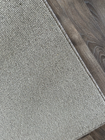 Pewter 100% wool small rug 114cm x 211cm
