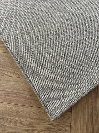 Pewter 100% wool small rug 114cm x 211cm