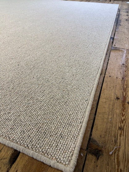 Pumice 100% wool rug 290cm x 296cm