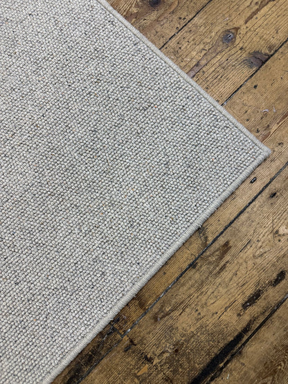 Pumice 100% wool rug 290cm x 296cm